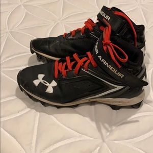 Under Armour cleats sz5.5